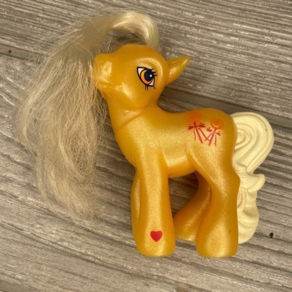 Vintage and newer My little pony and horse lot figurine toys rainbow dash & more - Picture 6 of 12